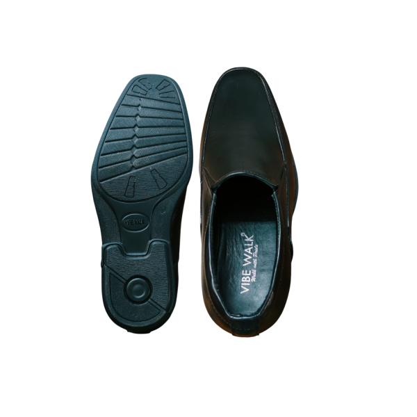Vibe Walk CH-064 Black genuine leather loafer