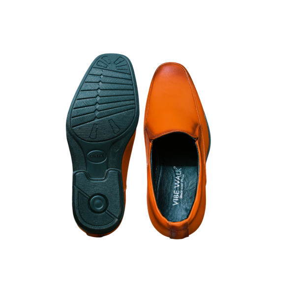 Vibe Walk CH-064 Tan genuine leather loafer